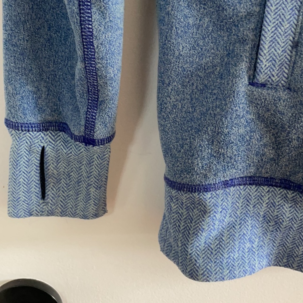 Ivivva Blue pullover jacket - Picture 3 of 4